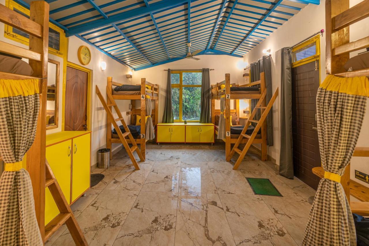 The Hosteller Mussoorie By The Streamside, Kempty Exteriör bild