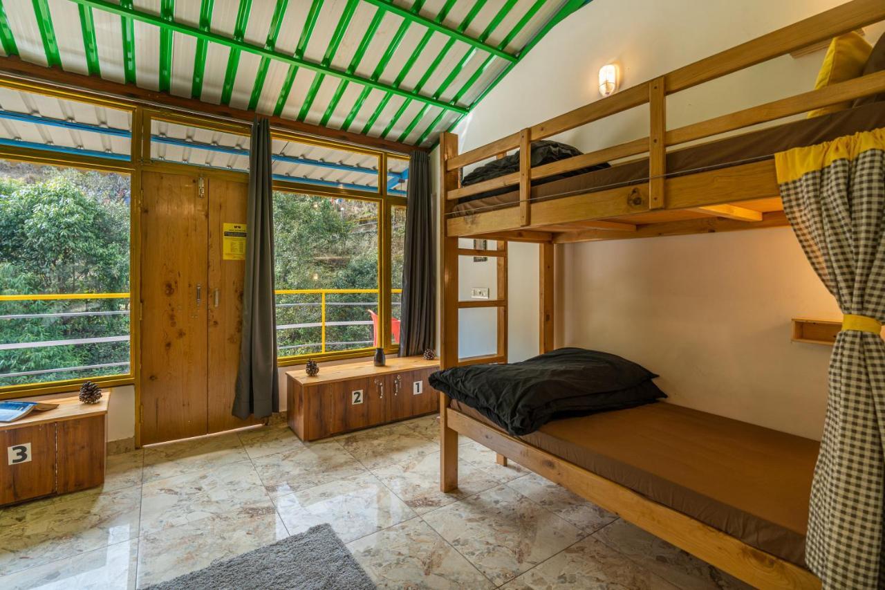 The Hosteller Mussoorie By The Streamside, Kempty Exteriör bild