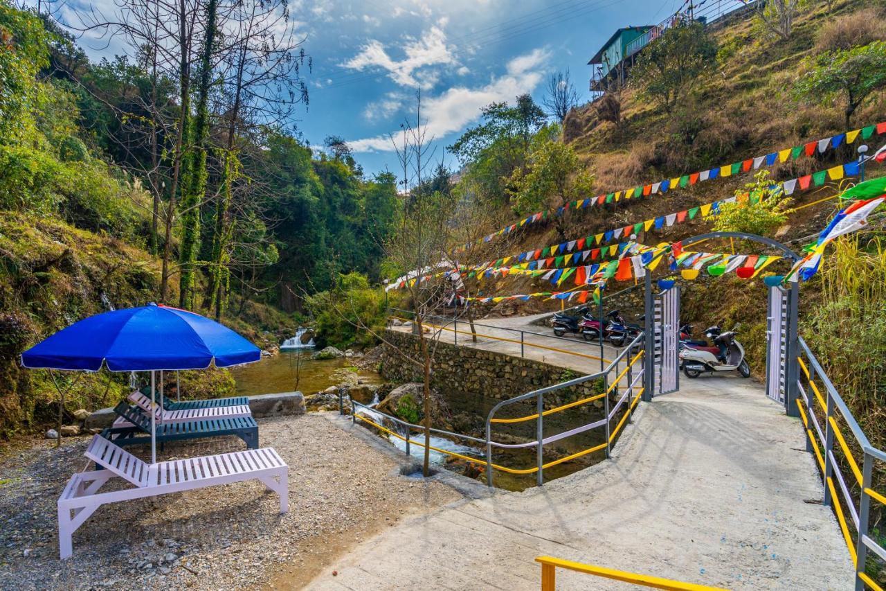 The Hosteller Mussoorie By The Streamside, Kempty Exteriör bild