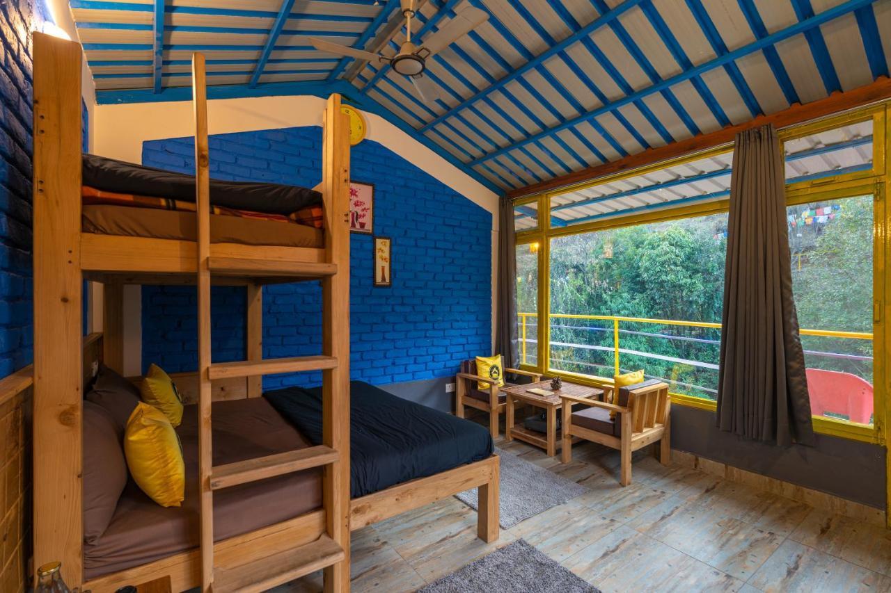 The Hosteller Mussoorie By The Streamside, Kempty Exteriör bild