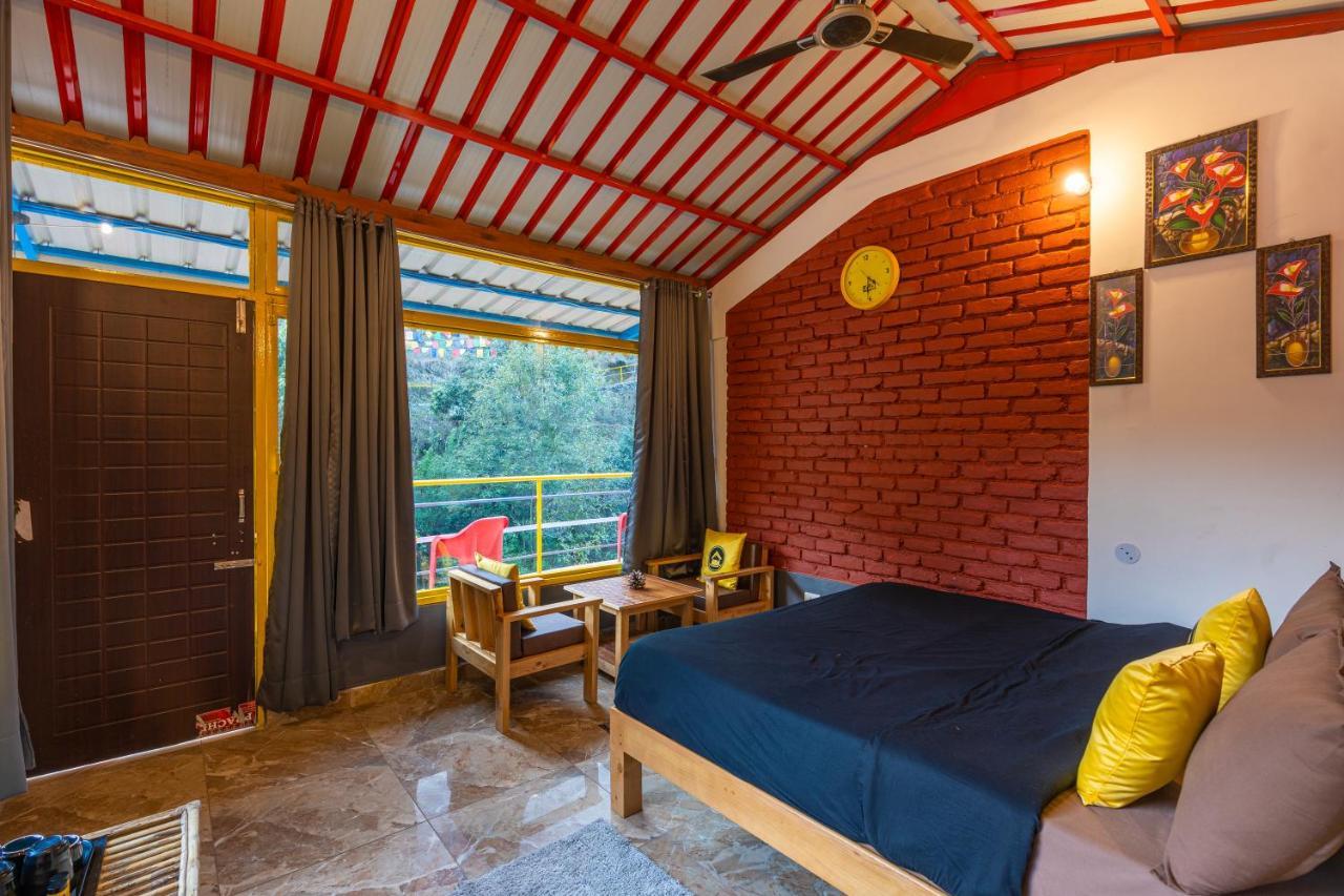 The Hosteller Mussoorie By The Streamside, Kempty Exteriör bild