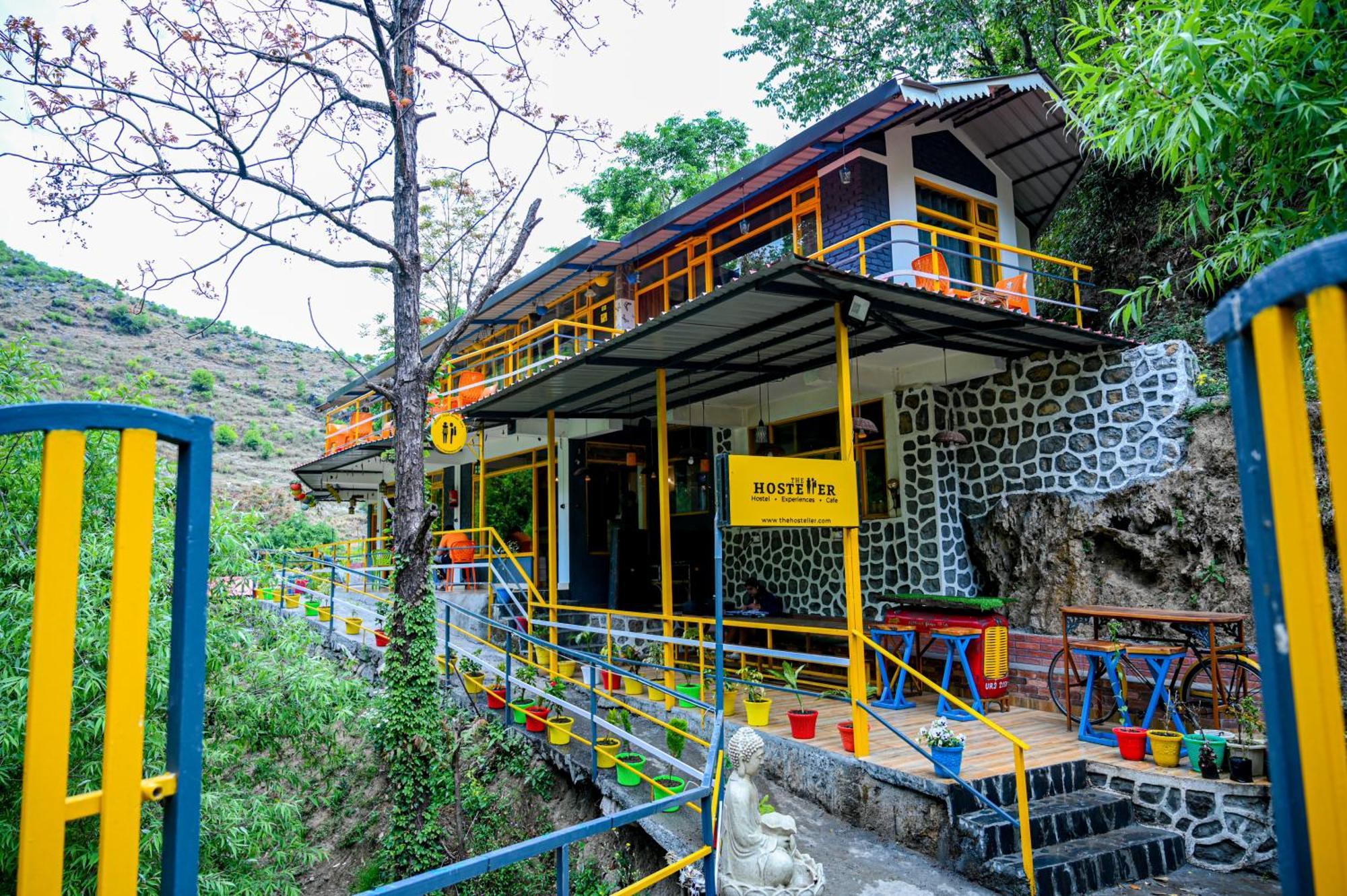 The Hosteller Mussoorie By The Streamside, Kempty Exteriör bild